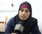 مصابة تروي لـ«الكوفية» تفاصيل قصف منزلها ونقلها من محافظة الشمال إلى الوسطى لتلقى العلاج