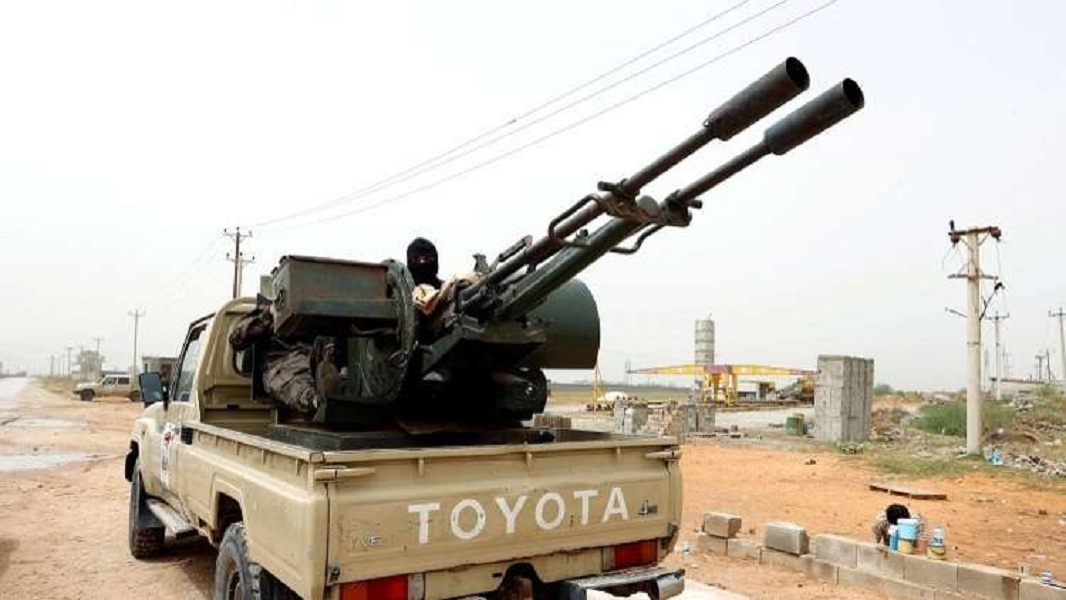 مركبة عسكرية تابعة لقوات مصراتة، جنوب طرابلس،